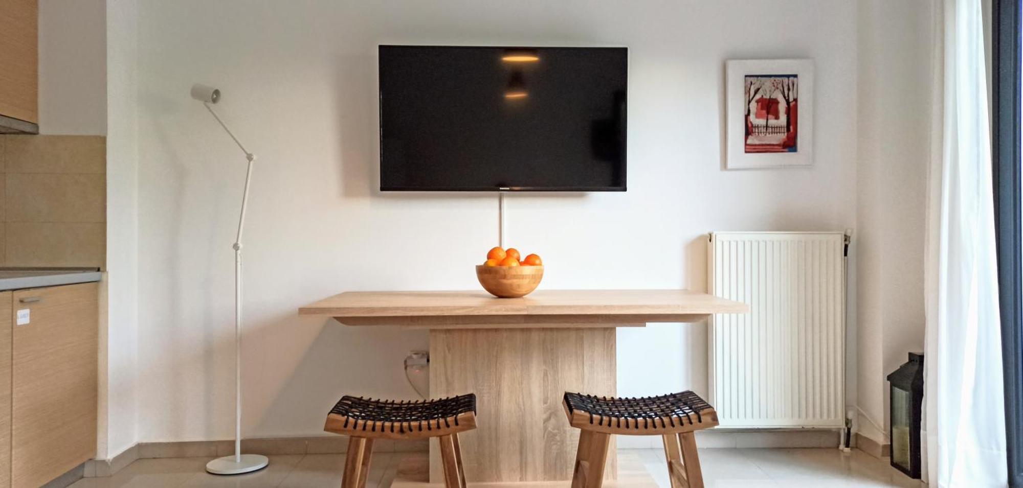 Grand Getaway Suite 300Mts From The Beach Περαία Εξωτερικό φωτογραφία