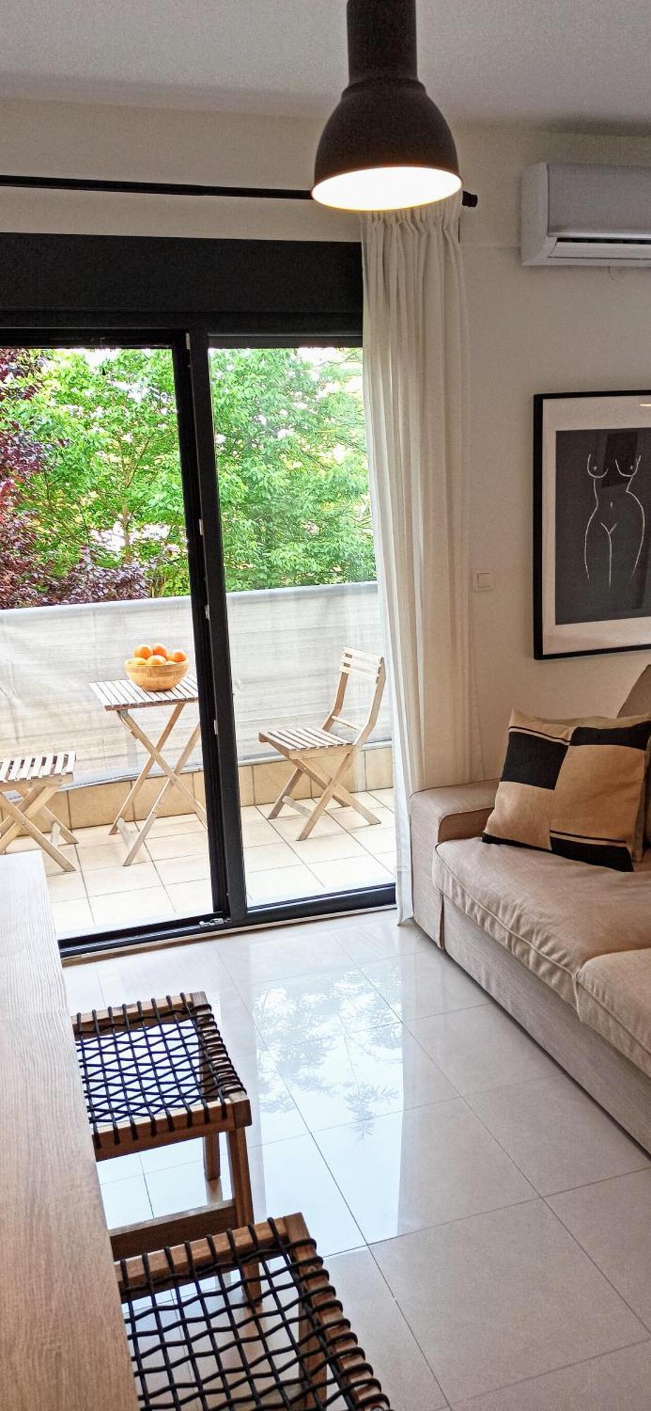 Grand Getaway Suite 300Mts From The Beach Περαία Εξωτερικό φωτογραφία