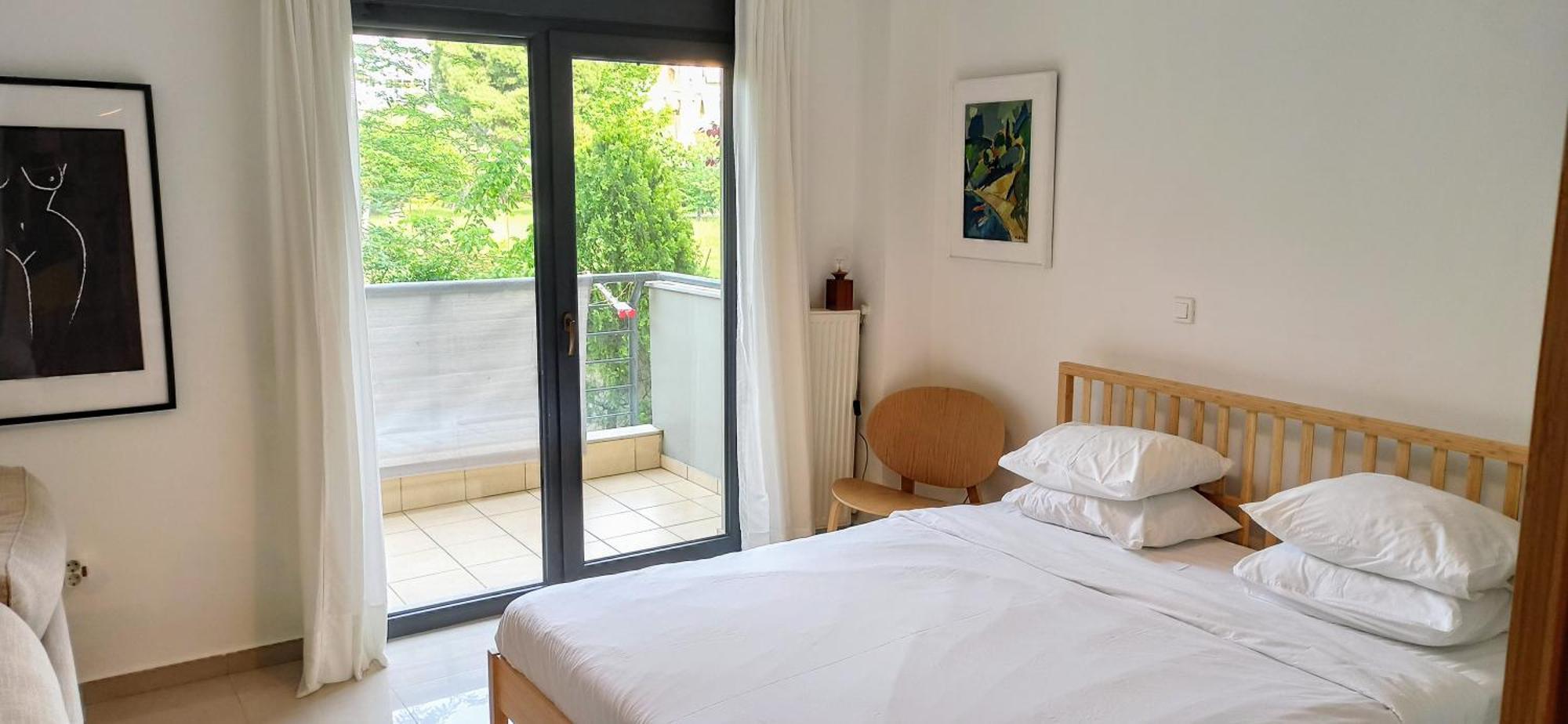 Grand Getaway Suite 300Mts From The Beach Περαία Εξωτερικό φωτογραφία